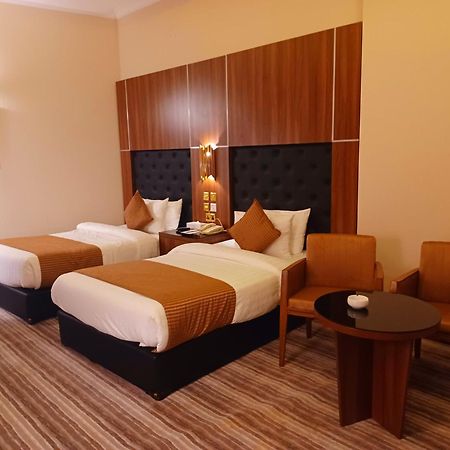 Royal Qatar Hotel Doha Buitenkant foto